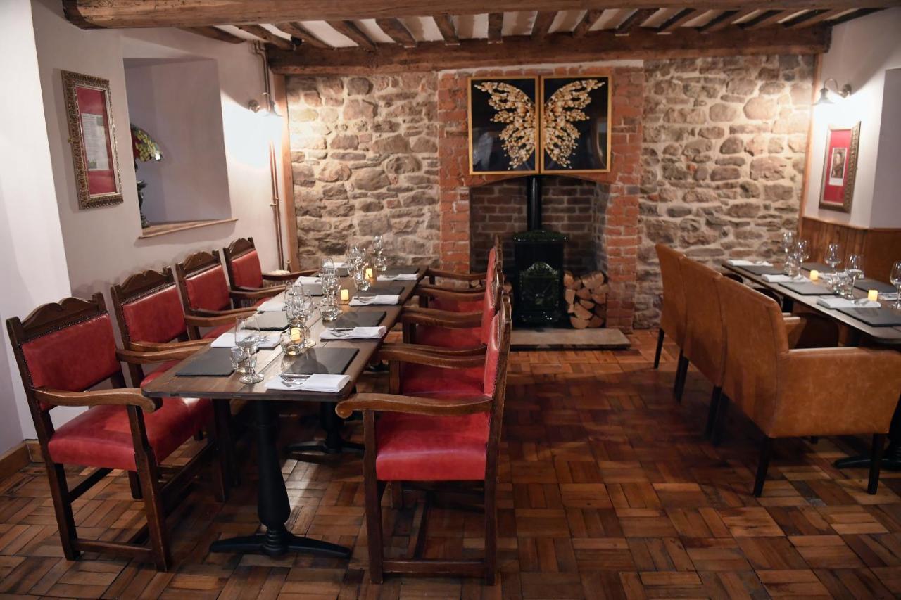 Alfred Russel Wallace Restaurant With Rooms Ъск Екстериор снимка